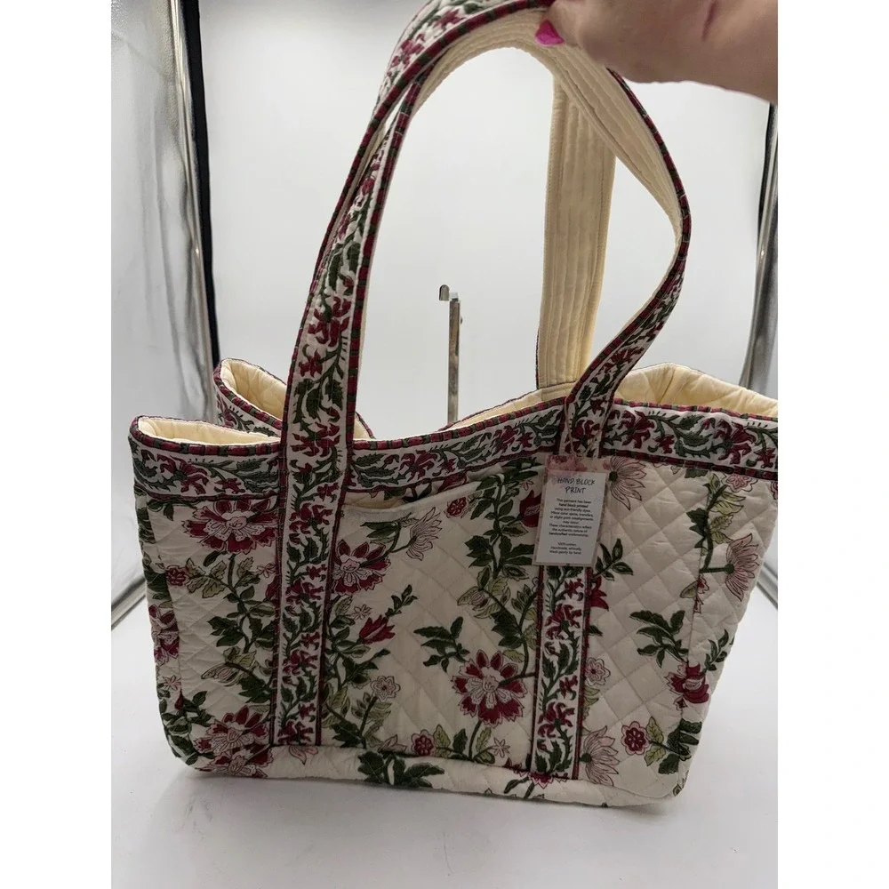 POL Hand Block Print Quilted Tote Bag Floral Cotton Cream Pink Green SMQE18 NEW - Picture 4 of 6